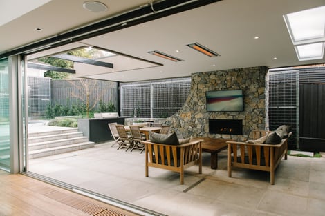 malvern-Fireplace-in-landscape-design-1